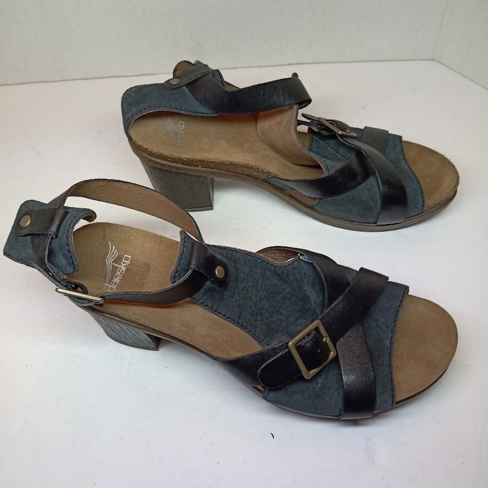 Dansko DOMINIQUE Black Suede Leather Sandals